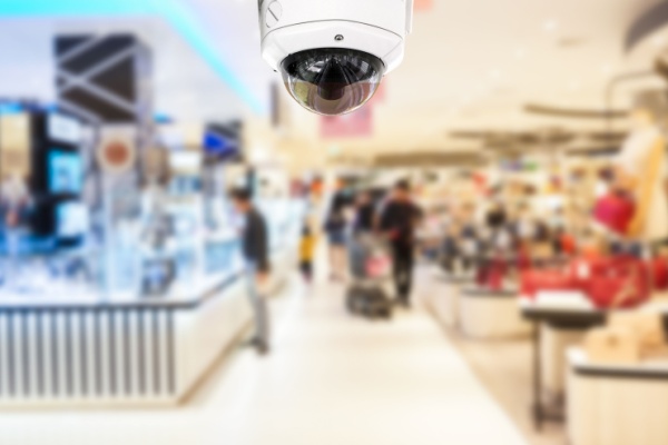 Caméras aux caisses automatiques : oui, mais pas n’importe comment !